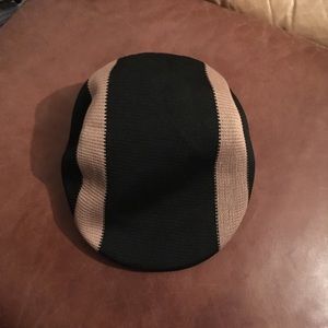 Black and Tan cabbie cap